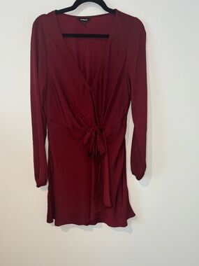 Express Burgundy Satin Faux Wrap Mini Dress Long Sleeve Tie Waist V-Neck Size M